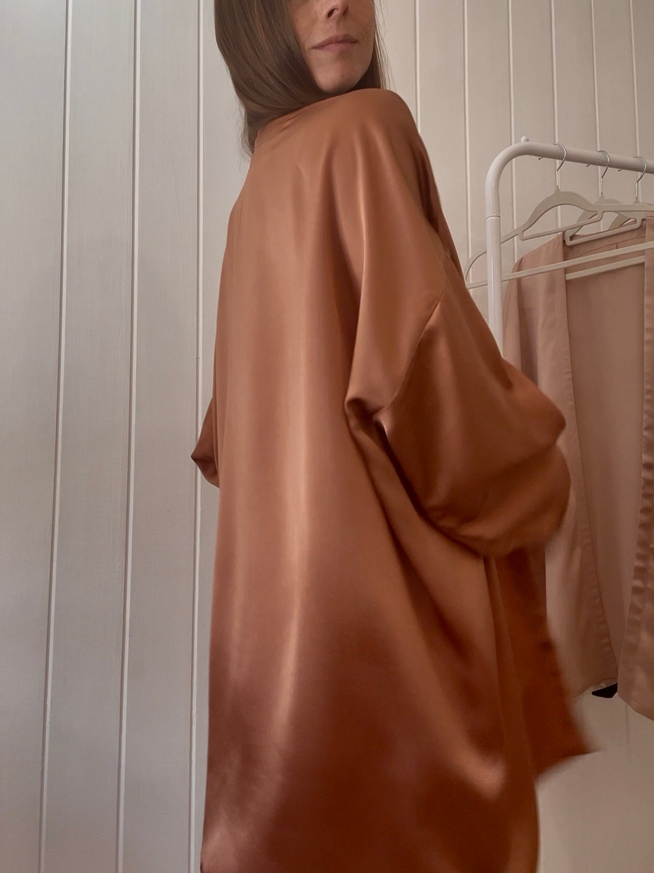 KIMONO DE SEDA TERRACOTA