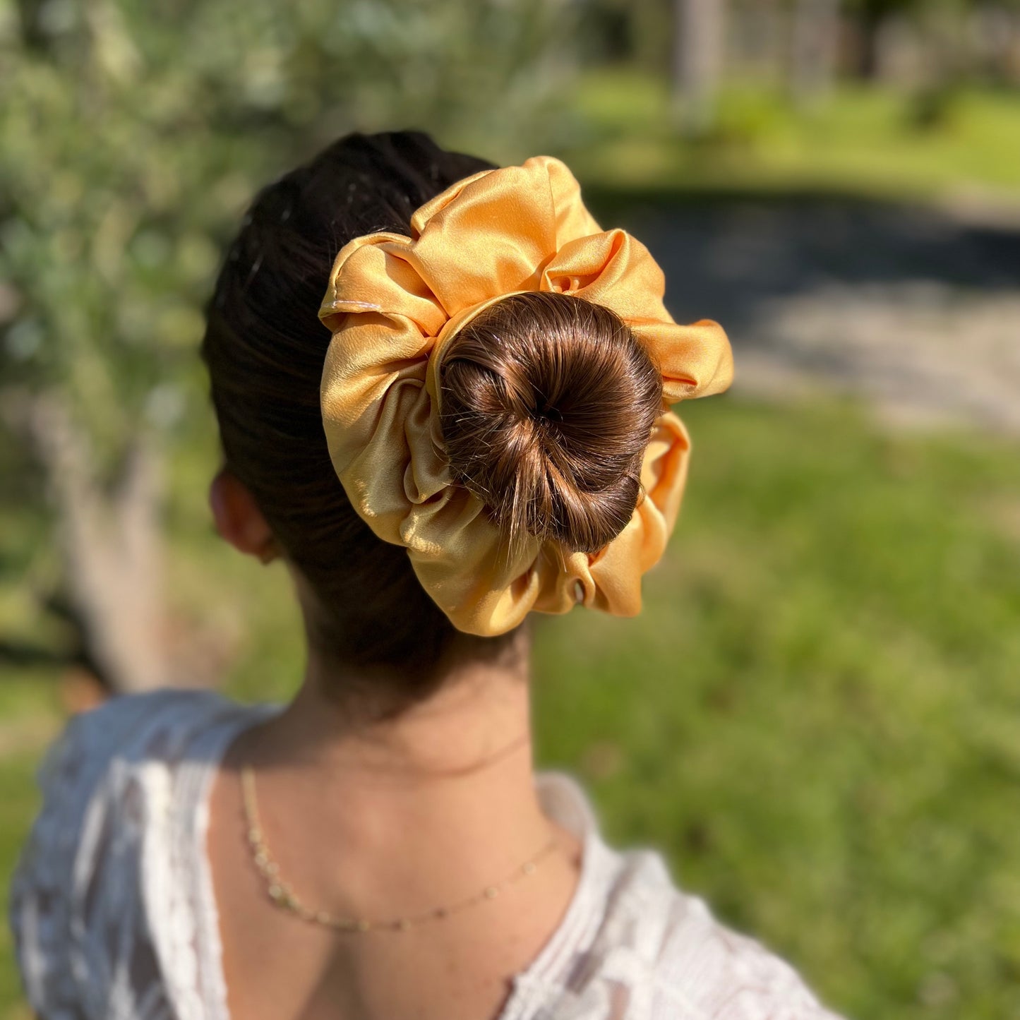 SCRUNCHIE XL AMARILLO VICUÑA