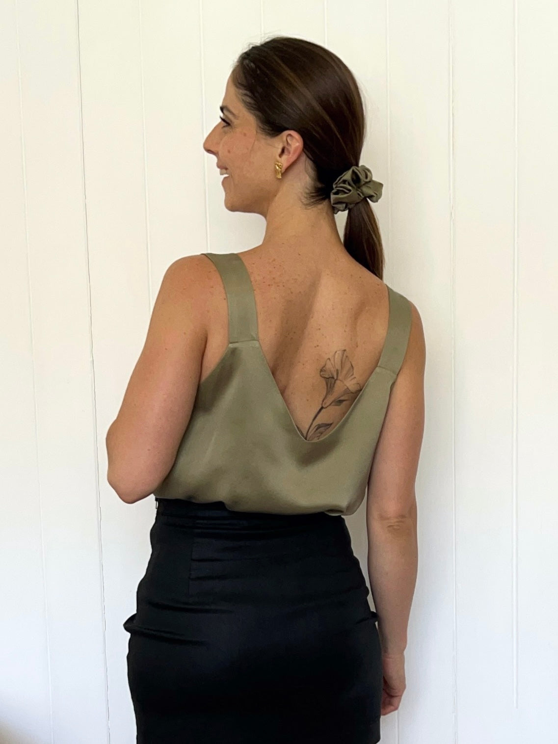 BLUSA DE SEDA ESCOTE EN V