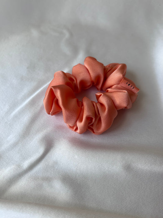 SCRUNCHIE CLÁSICO CORAL