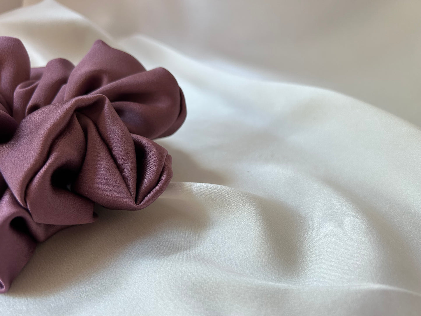 SCRUNCHIE CLÁSICO BORGOÑA