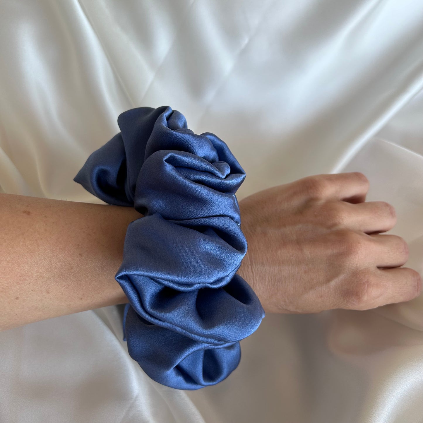 SCRUNCHIE XL AZUL MARINO